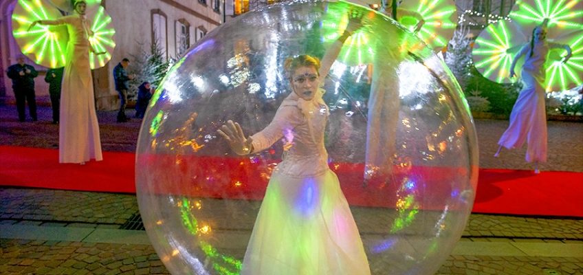 Une danseuse-bulle et des Nymphéas à Haguenau